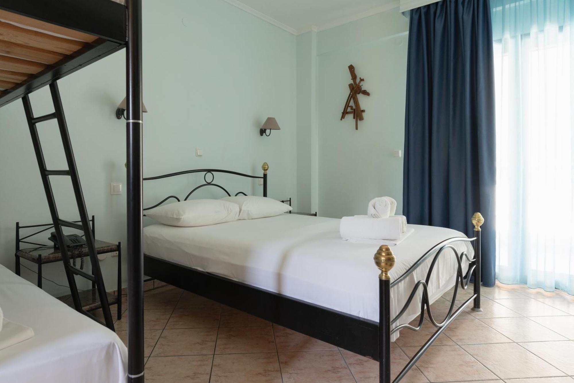 Hotel Makednos Nikiti  Extérieur photo