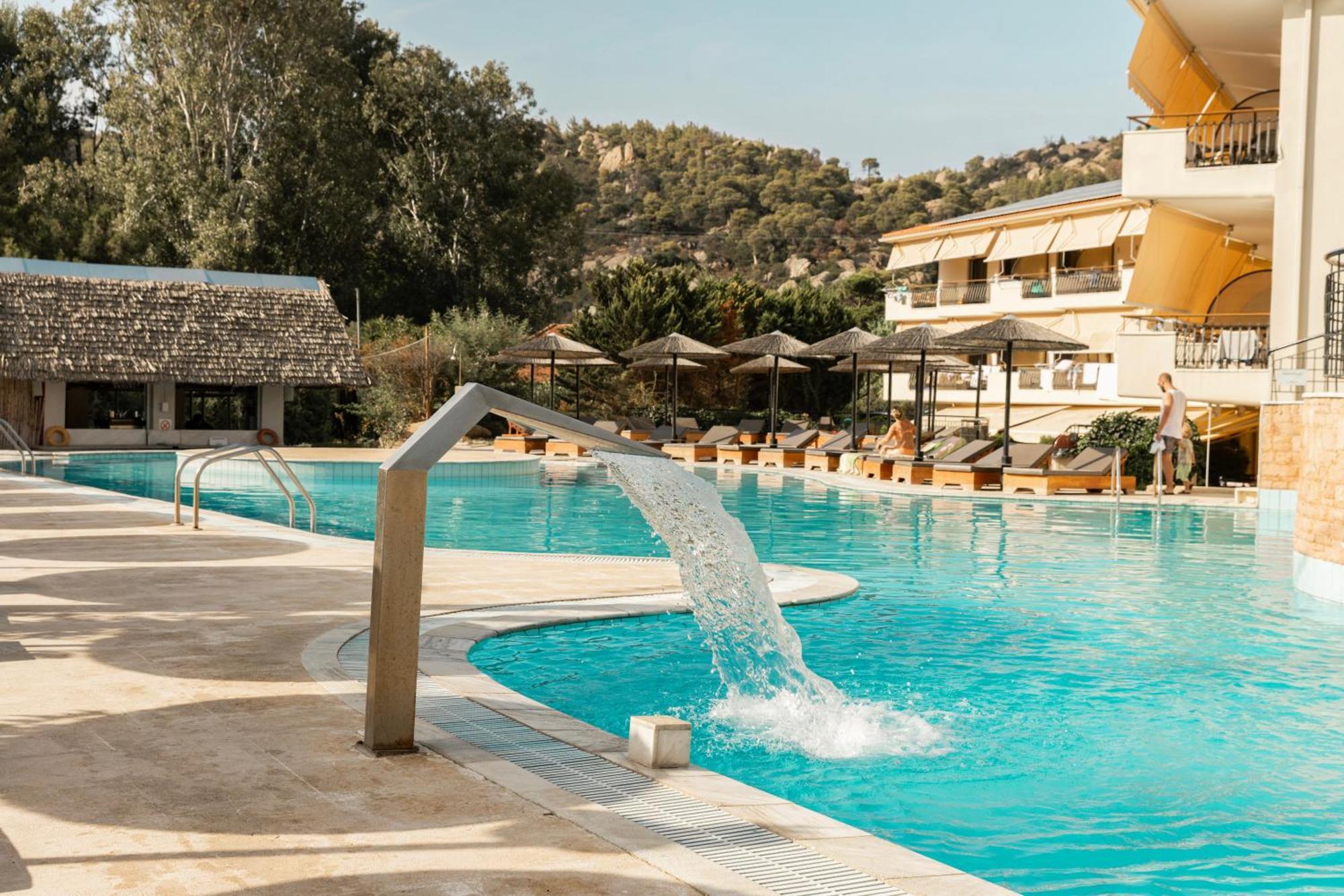 Hotel Makednos Nikiti  Extérieur photo