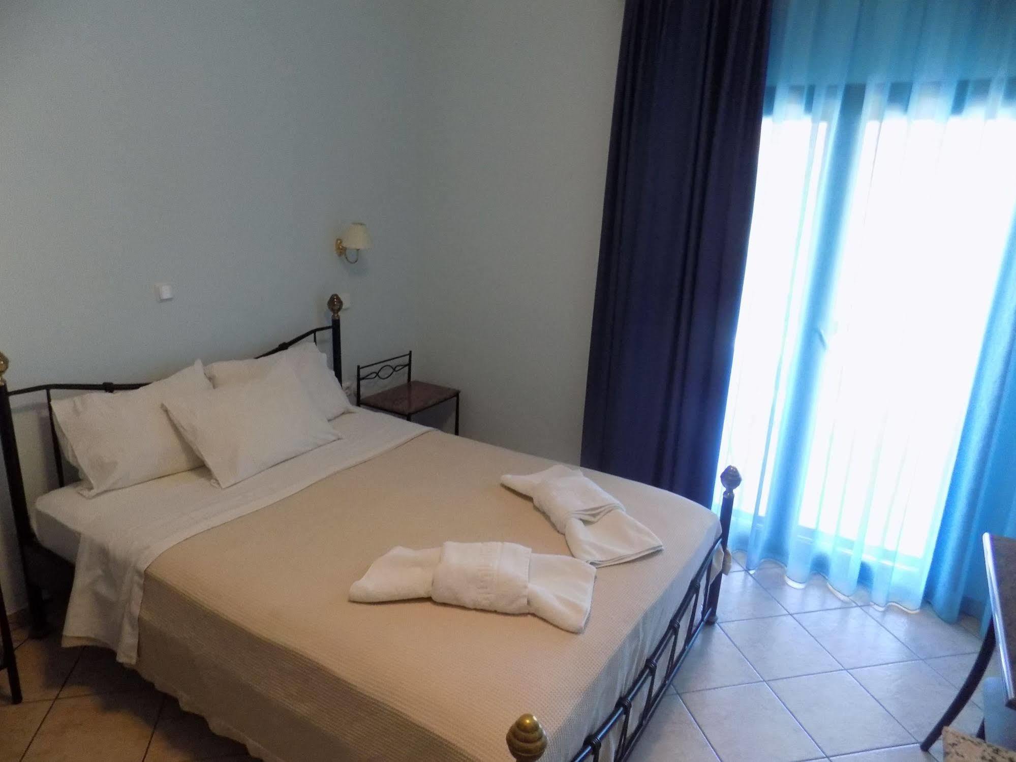 Hotel Makednos Nikiti  Extérieur photo