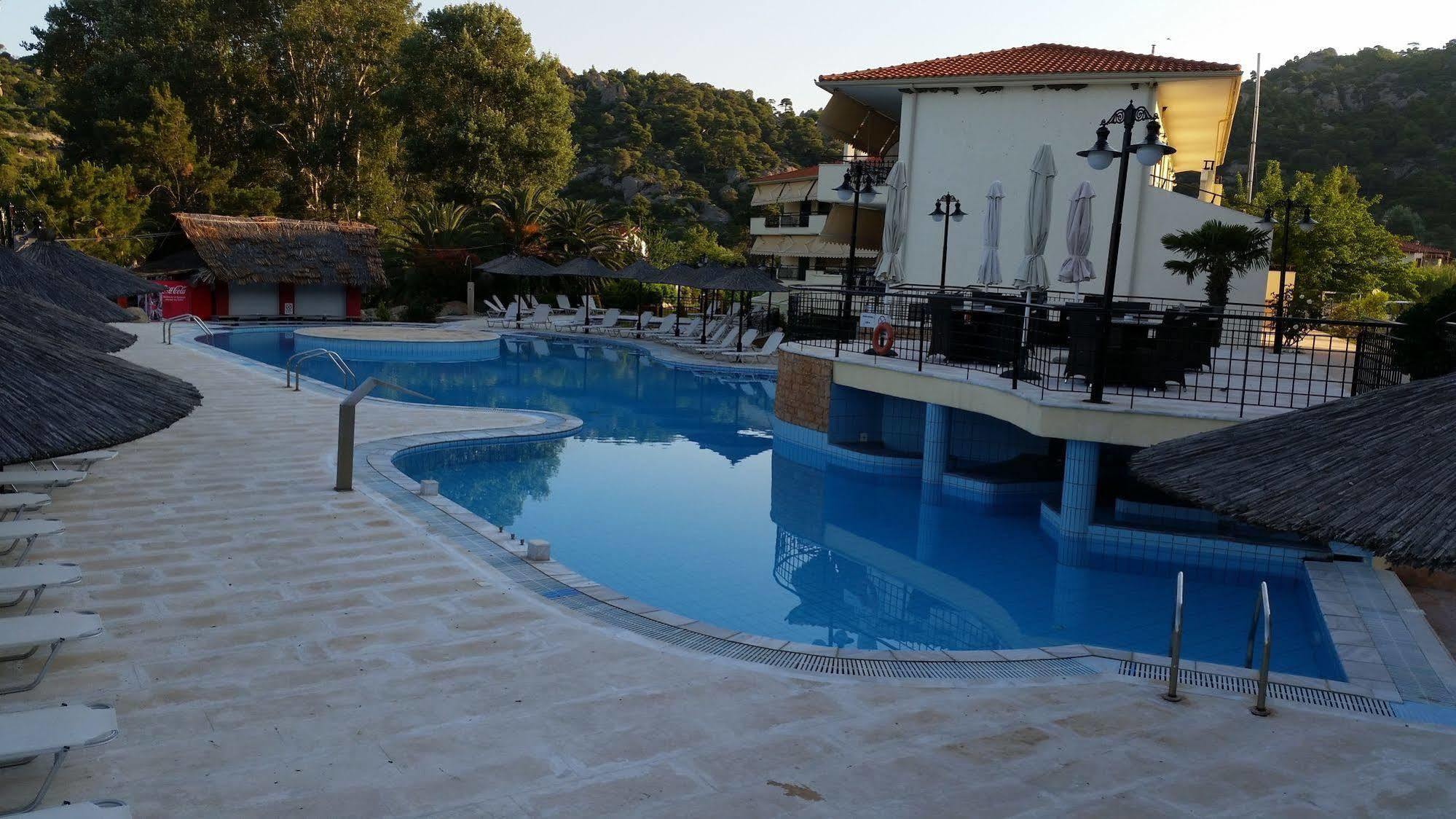 Hotel Makednos Nikiti  Extérieur photo